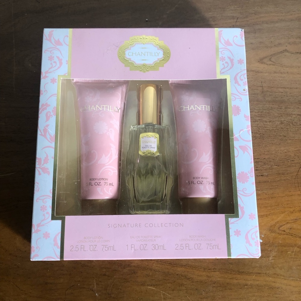 Chantilly Signature Collection 3 piece fragrance set. New